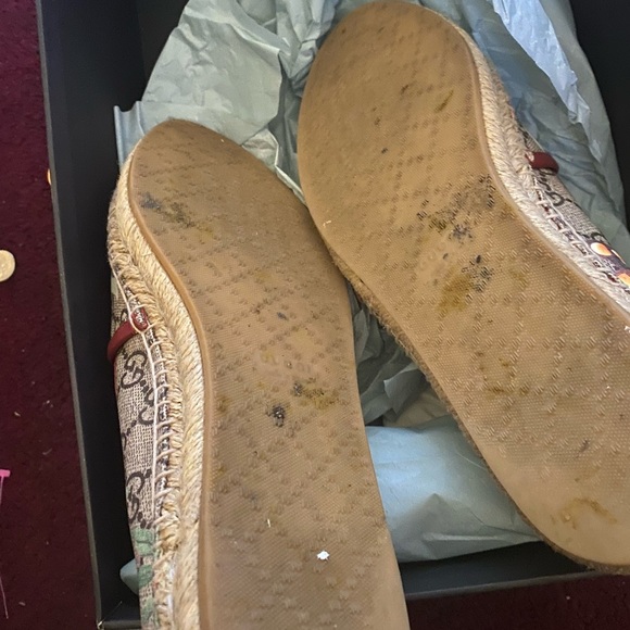 Women Gucci Hummingbird Espadrilles Slip On shoes. Only worn a few times size 8. - Picture 8 of 9